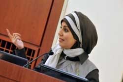 адвокат в хиджабе