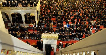 В мечетях Турции вознесли молитвы за солдат, спасших страну