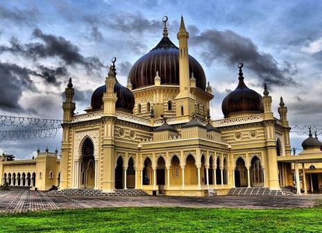 Мечеть Захир – самая знаменитая в Малайзии Джума-мечеть