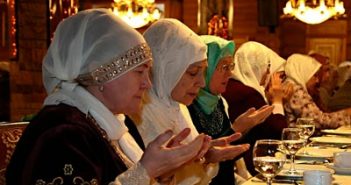 Талантливые мусульманки Казани провели ифтар